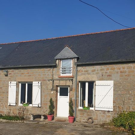 Wildberry Cottage Orgeres-la-Roche Exterior photo