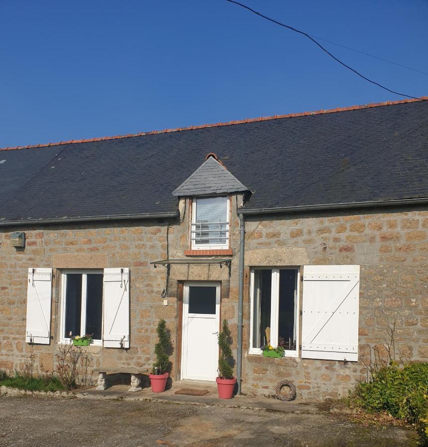 Wildberry Cottage Orgeres-la-Roche Exterior photo